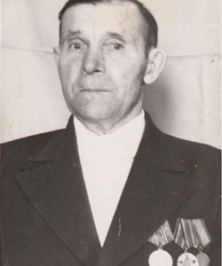 Махнёв Иван Николаевич