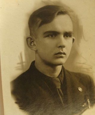 Варустин Геннадий Эдуардович