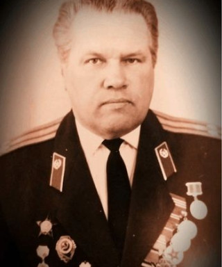 Викулов Александр Яковлевич