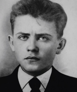 Кузьмин Леонид Дмитриевич