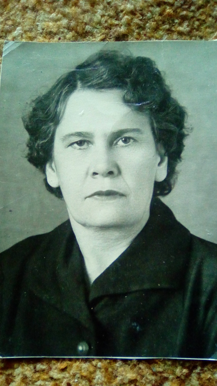 Максютенко (Пономарёва) Елизавета Никитична