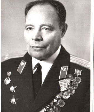 Лазутин Илья Фролович