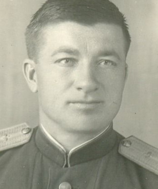 Еняков Михаил Тихонович