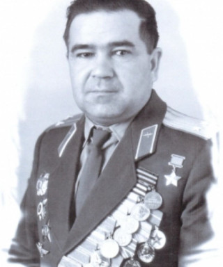 Ижутов Николай Степанович