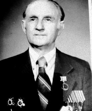 Земляков Леонид Георгиевич