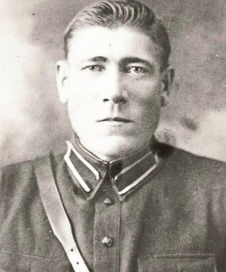 Уваров Пётр Тимофеевич