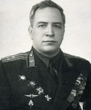 Ефимов Борис Яковлевич