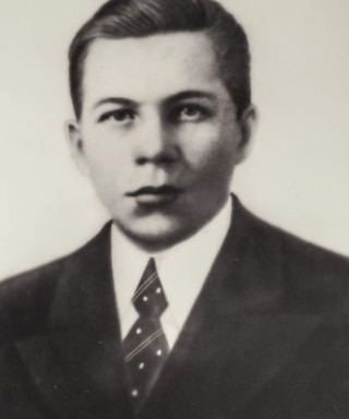 Кузьмин Леонид Степанович