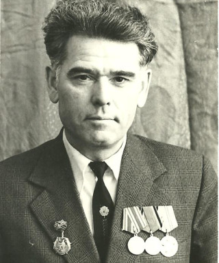 Петров Леонид Ефимович