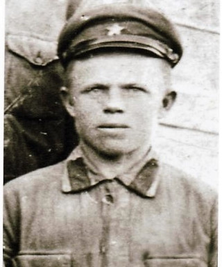 Хлебников Матвей Тихонович