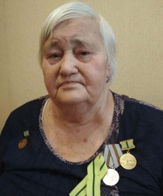 Белокурова(Бондаренко) Евгения Ивановна