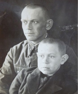 Петров Эспер Николаевич