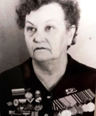 Добрынина Евгения Федоровна