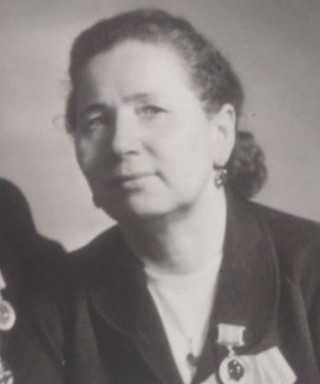 Шустова Александра Васильевна