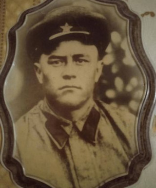 Абдулов Зуфар