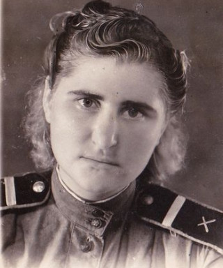 Шуст Анна Никифоровна