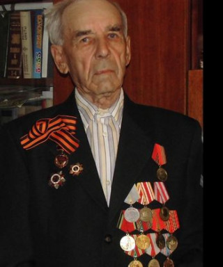 Дынин Виктор Ефимович