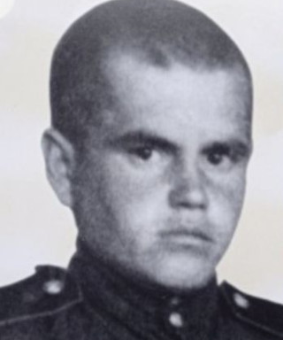 Аксёнов Иван Иванович