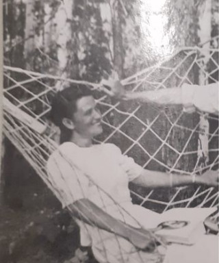 Беляева(Кузнецова) Нина Александровна