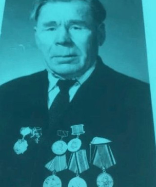 Лавров Евгений Демидович