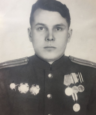 Парфёнов Евгений Данилович