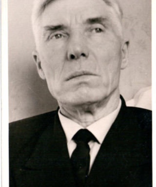 Лавриков Иван Иванович