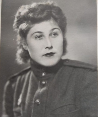 Медведева Анна Ефимовна