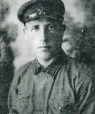 Военный Валентин Сергеевич