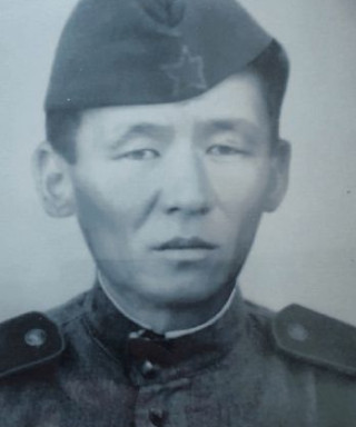 Бадминов Лиджи Хулхачиевич