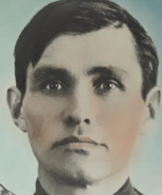 Петров Михаил Петрович