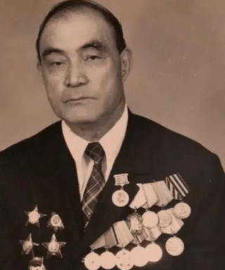 Назаров Ашир Назарович