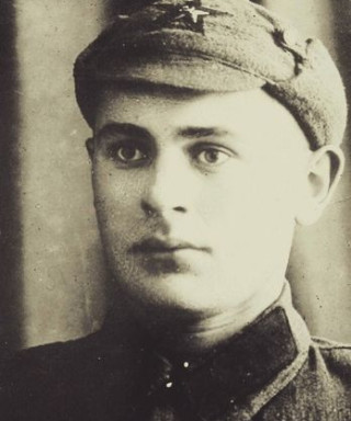 Шутов Александр Дмитриевич