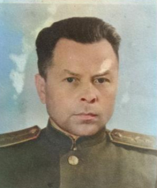 Нуянзин Евгений Матвеевич