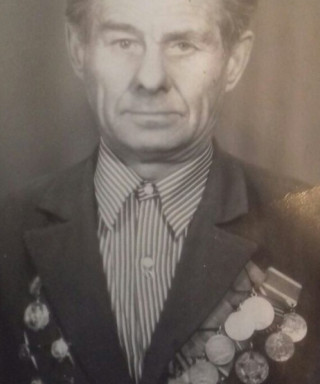 Гусаров Павел Яковлевич