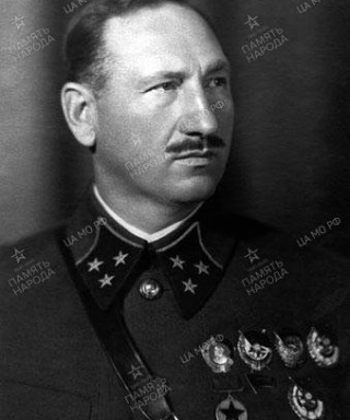 Ефремов Михаил Григорьевич