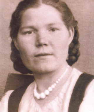 Микуцкая (Баранова) Клавдия Ивановна