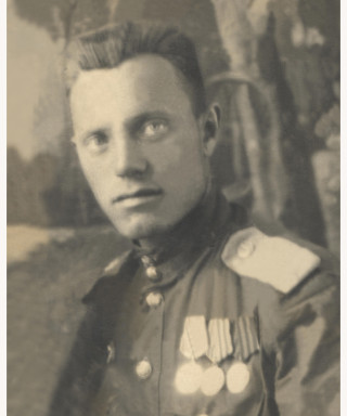 Есиков Иван Дмитриевич